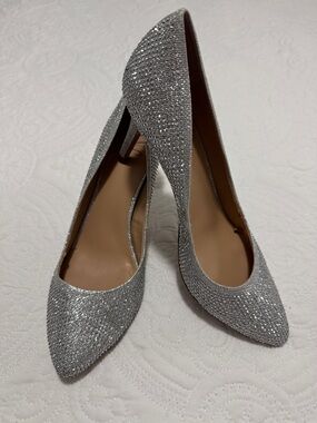 INC International Concepts Silver Glitter Pointed Pumps